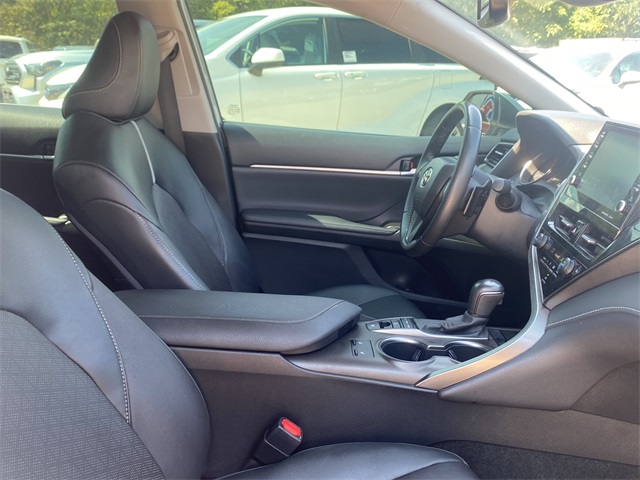2022 Toyota Camry XSE photo 11