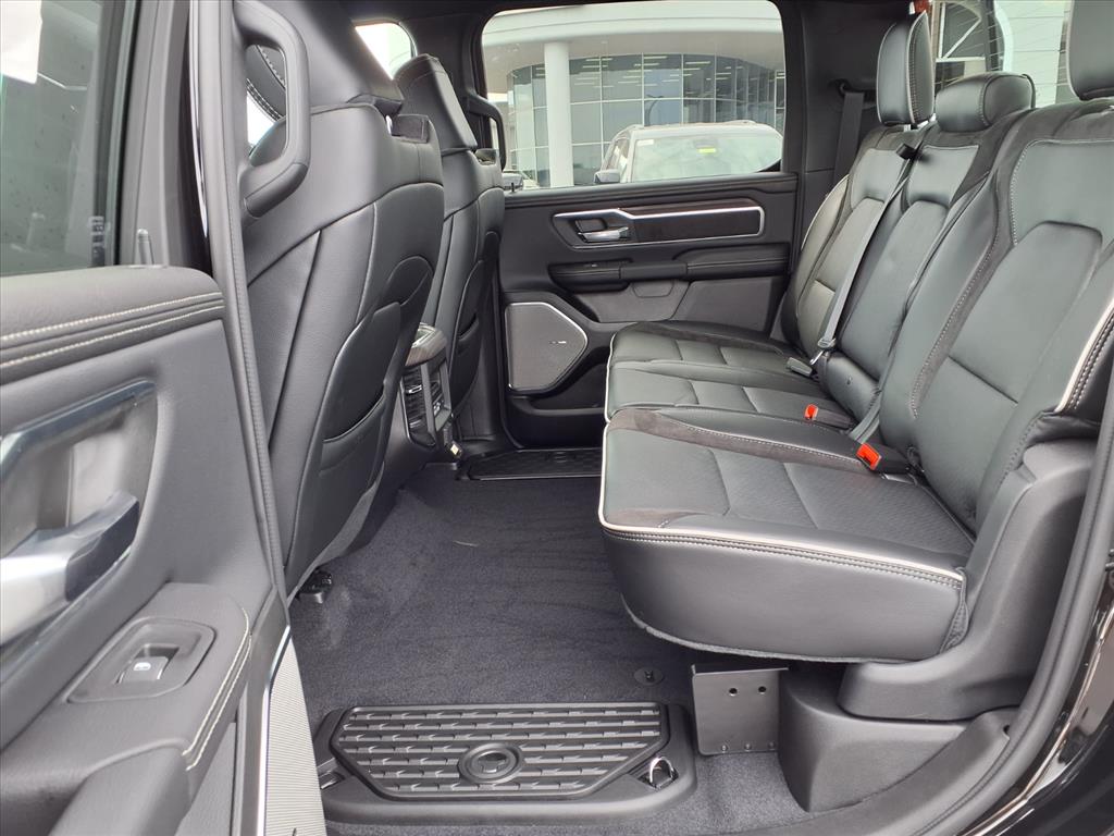 2026 Ram 1500 Laramie photo 5