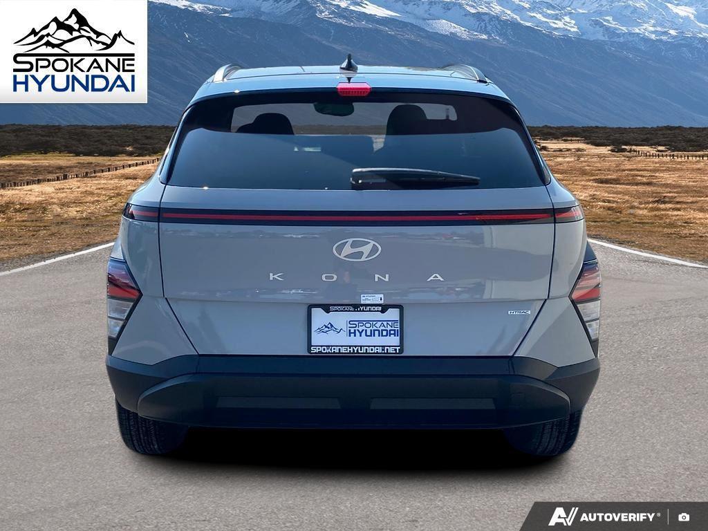 2026 Hyundai Kona SEL photo 4