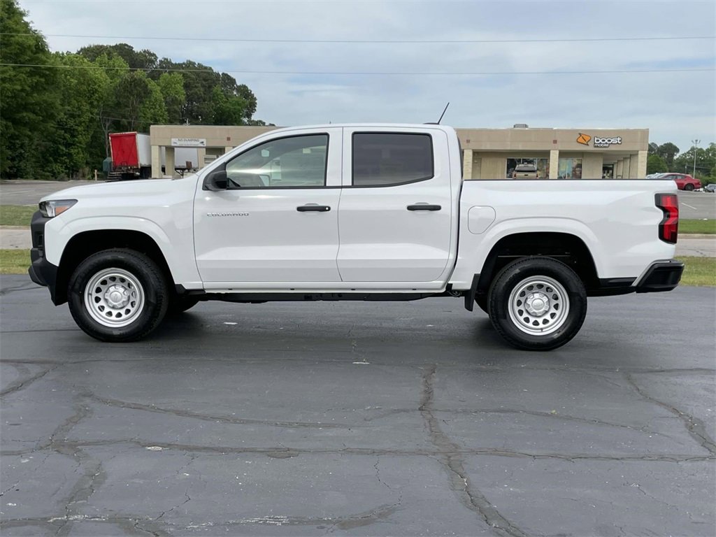 2025 Chevrolet Colorado Work Truck photo 6