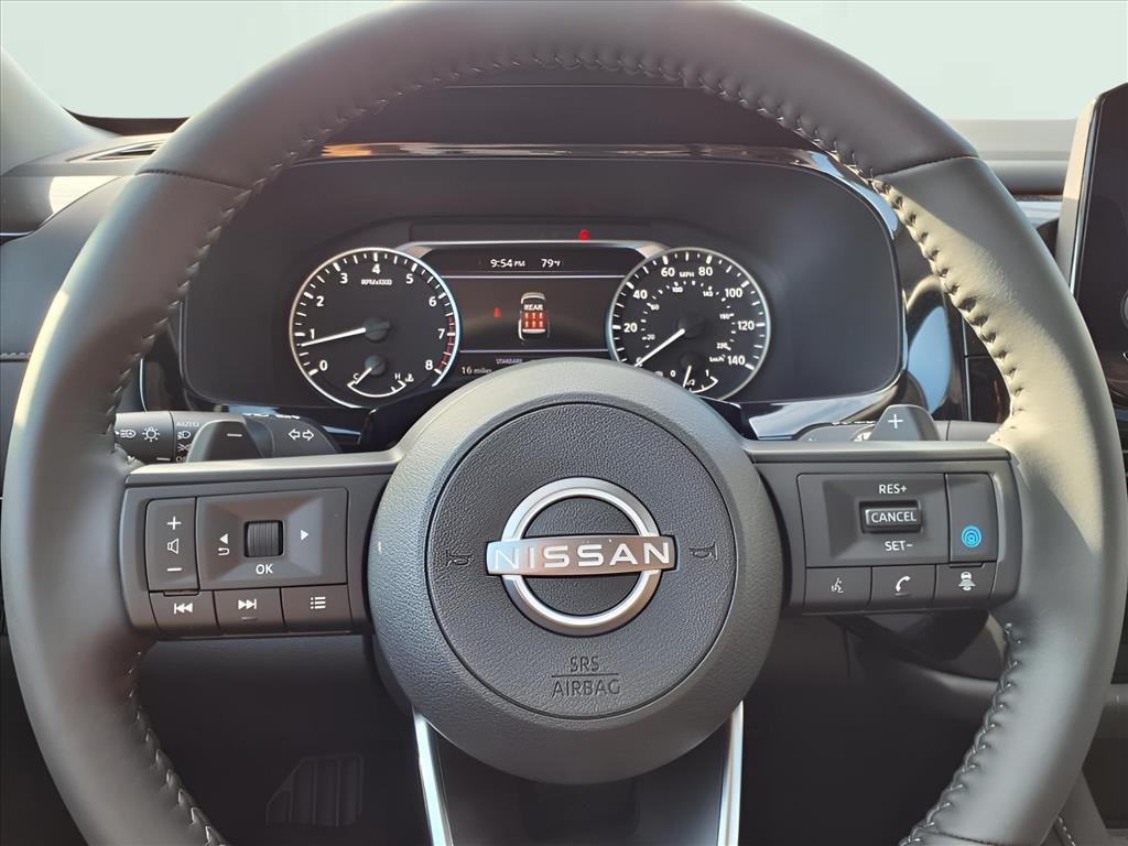 2025 Nissan Pathfinder SV photo 30