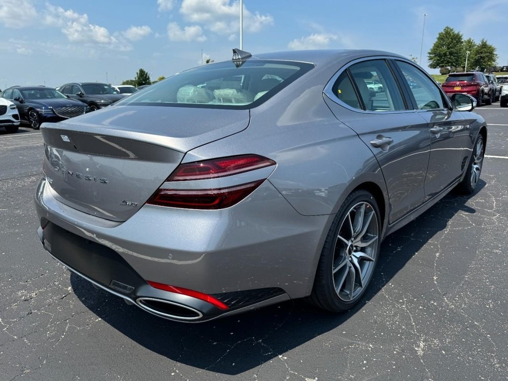 2026 Genesis G70 2.5T Prestige AWD photo 3