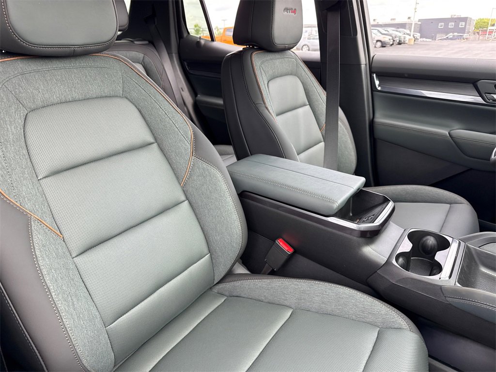 2026 GMC TERRAIN - Image 36