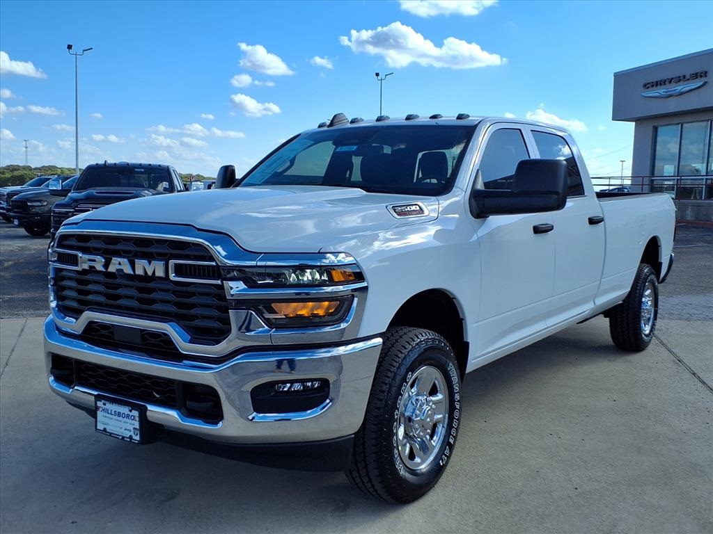2026 Ram 2500 Tradesman photo 3
