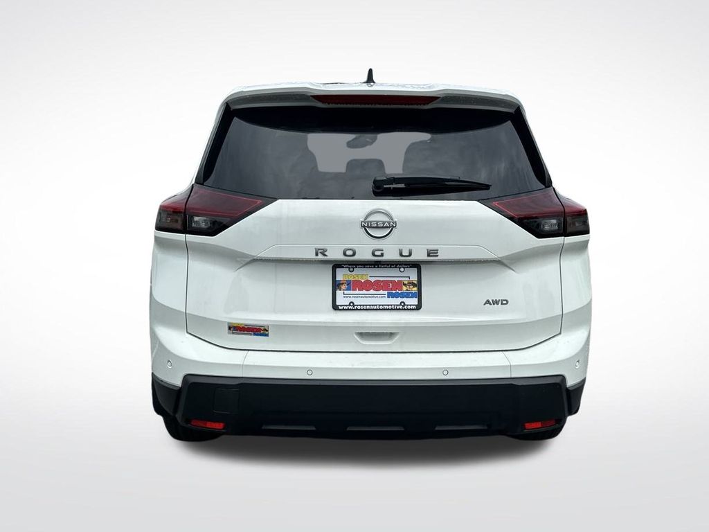 2026 Nissan Rogue S photo 4