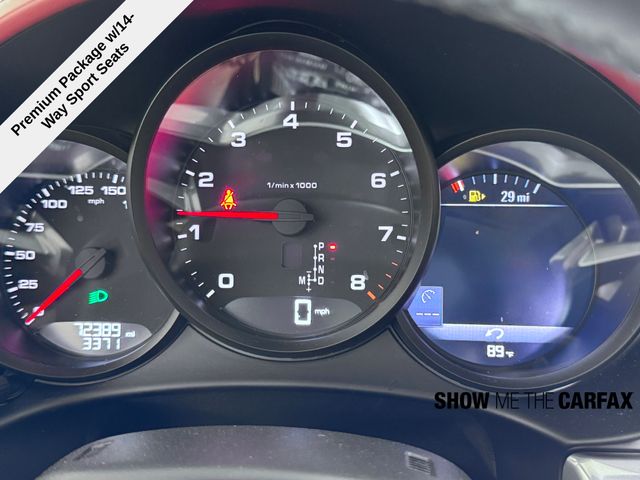 2017 Porsche Cayman Base photo 2