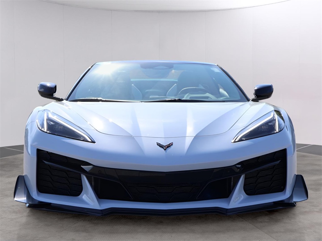 2024 Chevrolet Corvette Z06 2LZ photo 2