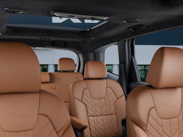New 2025 Ebony Black Kia SX image 1