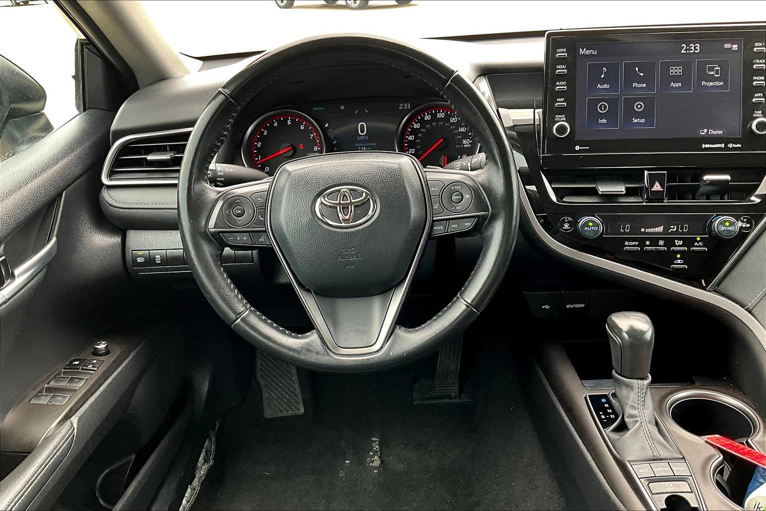 2023 Toyota Camry XSE photo 9