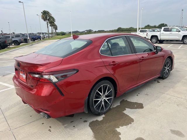2022 Toyota Camry SE photo 4