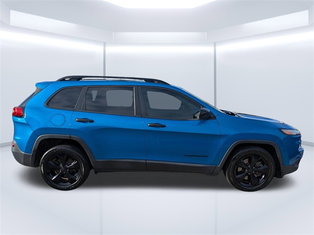 2017 Jeep Cherokee Altitude photo 3