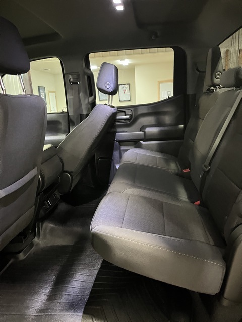 2024 Chevrolet Silverado 1500 Custom Trail Boss Z71 photo 9