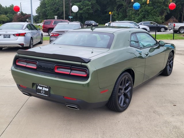 2022 Dodge Challenger GT photo 3
