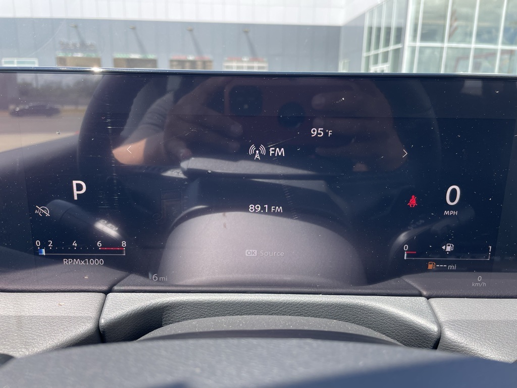 2026 Nissan Armada SV photo 11