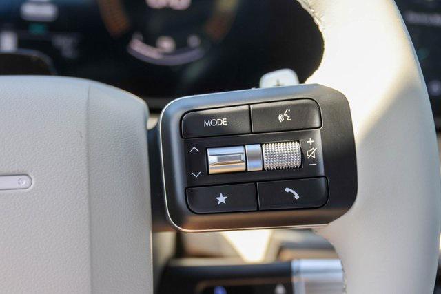 New 2026 Hyundai SEL image 25