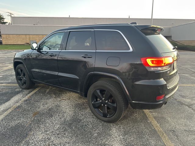2015 Jeep Grand Cherokee Altitude photo 4
