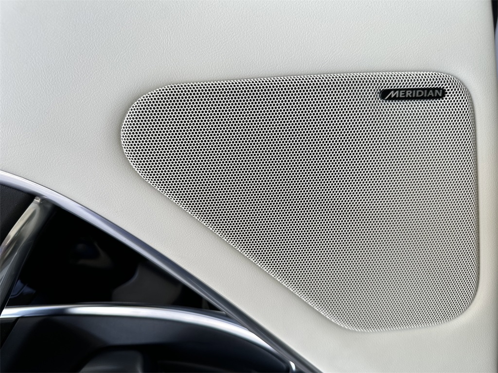 2024 Land Rover Range Rover SE photo 28