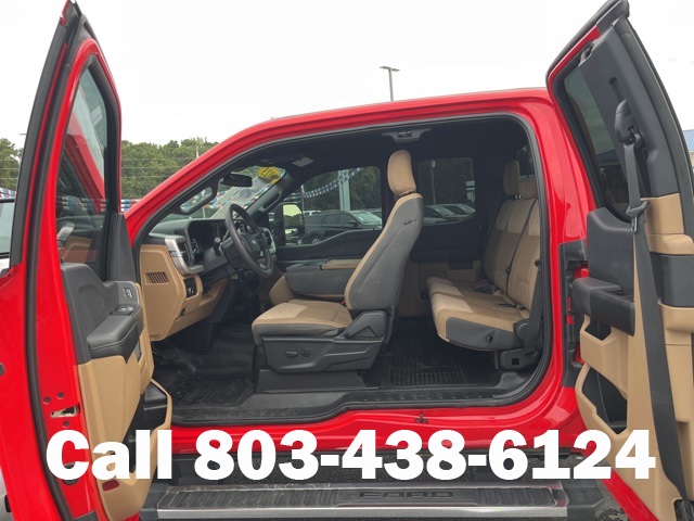 2023 Ford F-350 XLT photo 10