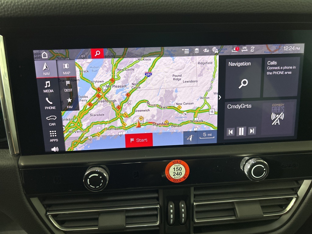2025 Porsche Macan Base photo 24