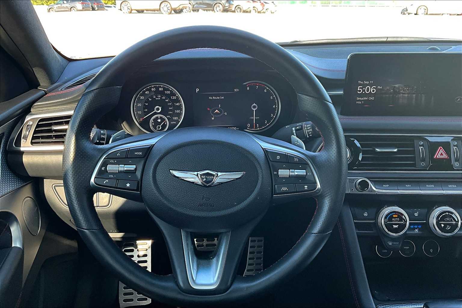 2022 Genesis G70 3.3T photo 5