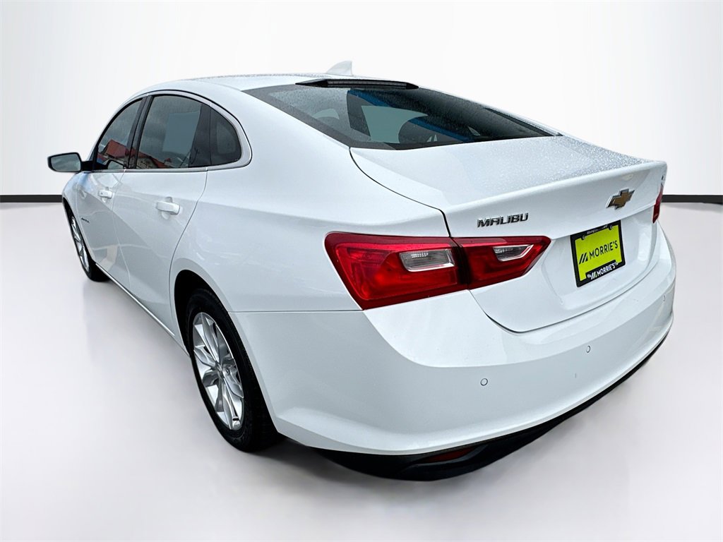 2024 Chevrolet Malibu 1LT photo 3