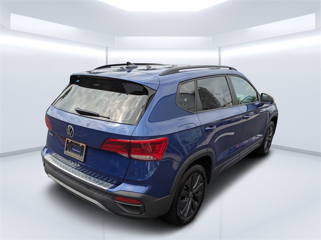 2022 Volkswagen Taos S photo 3