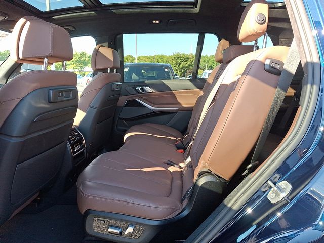 2022 Bmw X7 M50i photo 10