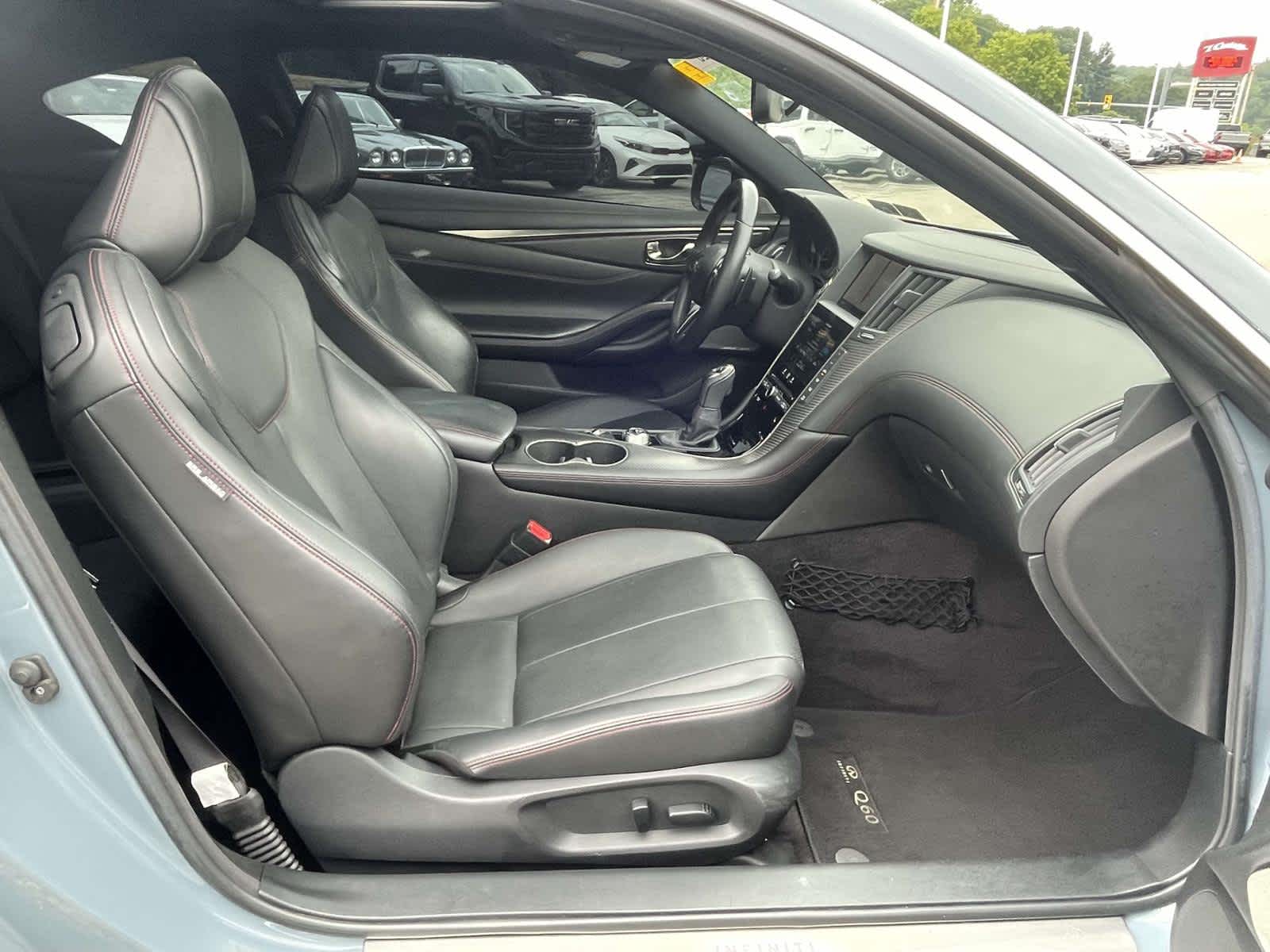 2021 Infiniti Q60 Red Sport 400 photo 18