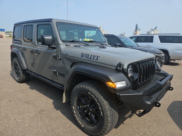 2022 Jeep Wrangler Unlimited Willys photo 2