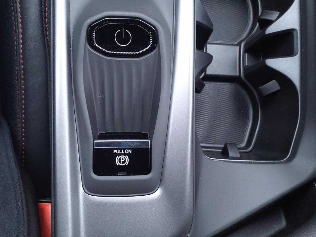 2025 Dodge Charger R/T photo 11