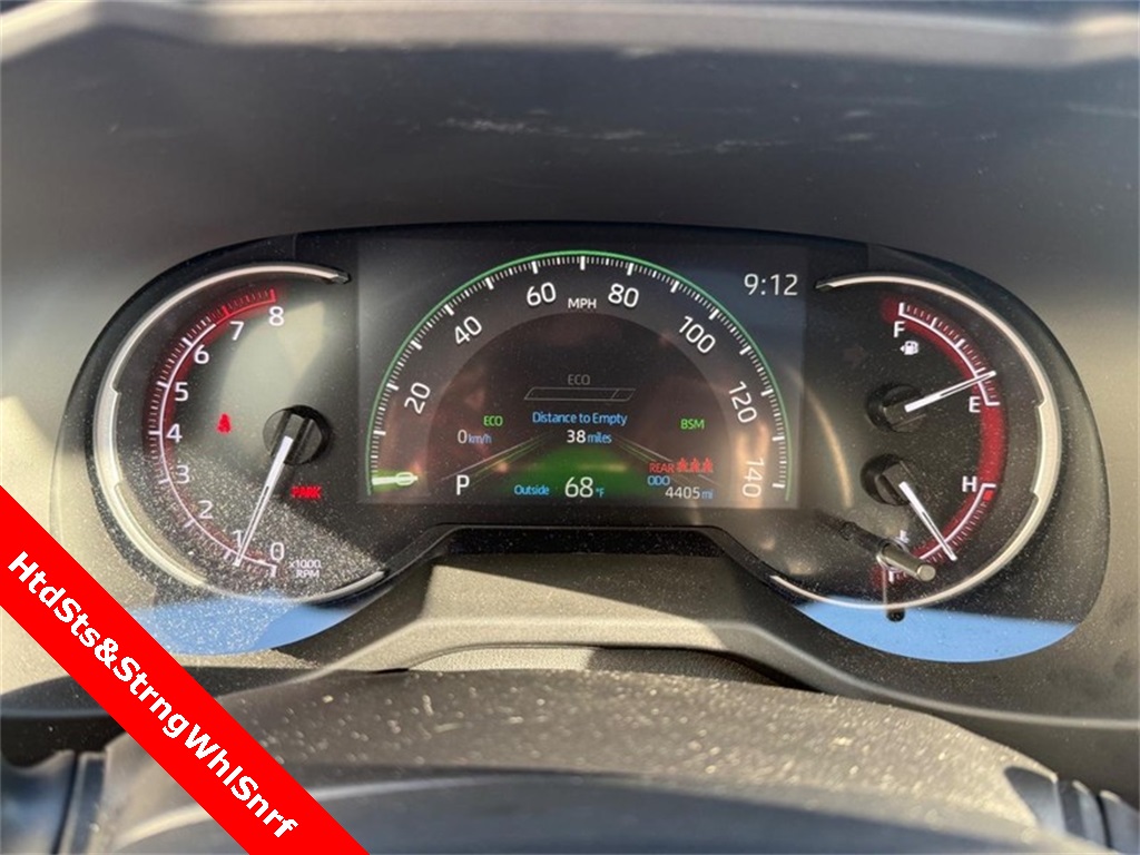 2024 Toyota RAV4 XLE photo 4