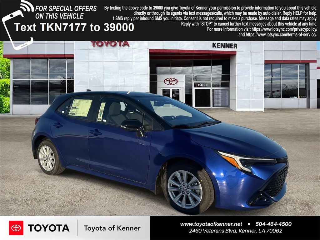 2026 Toyota Corolla Hatchback SE's photo