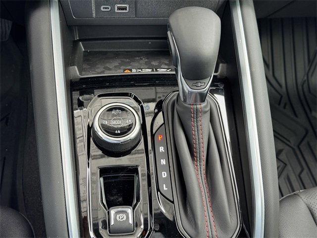 2025 Chevrolet Colorado Z71 photo 25