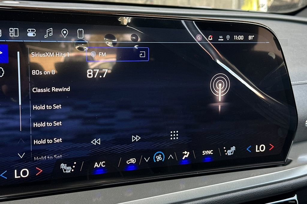 2026 Chevrolet Traverse photo 22