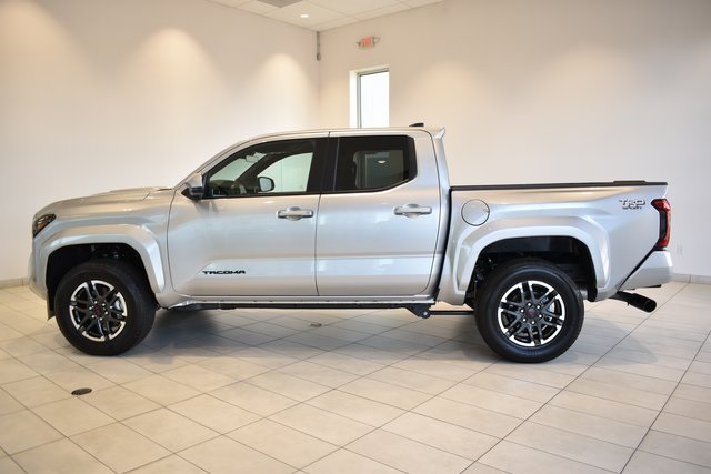 2025 Toyota Tacoma TRD Sport photo 5