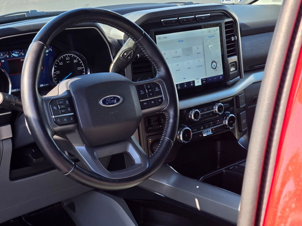 2022 Ford F-150 XLT photo 21