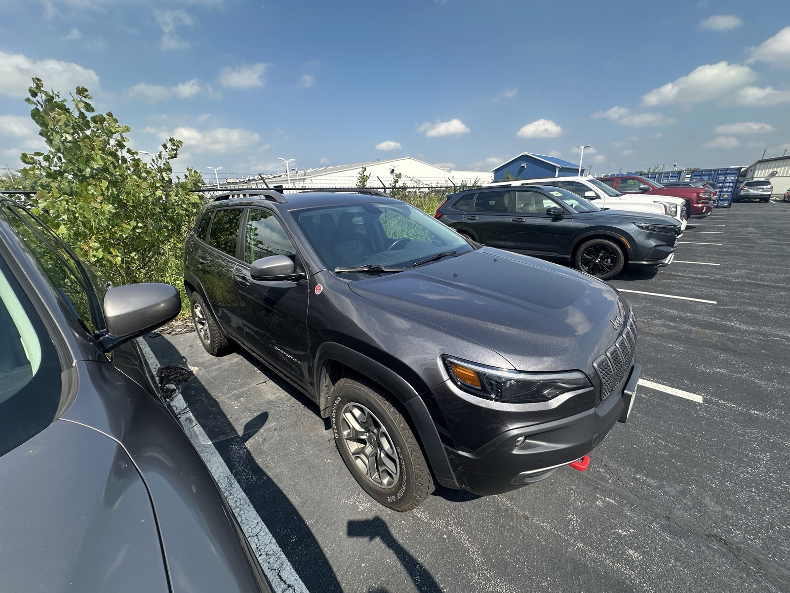 2020 Jeep Cherokee Trailhawk photo 5
