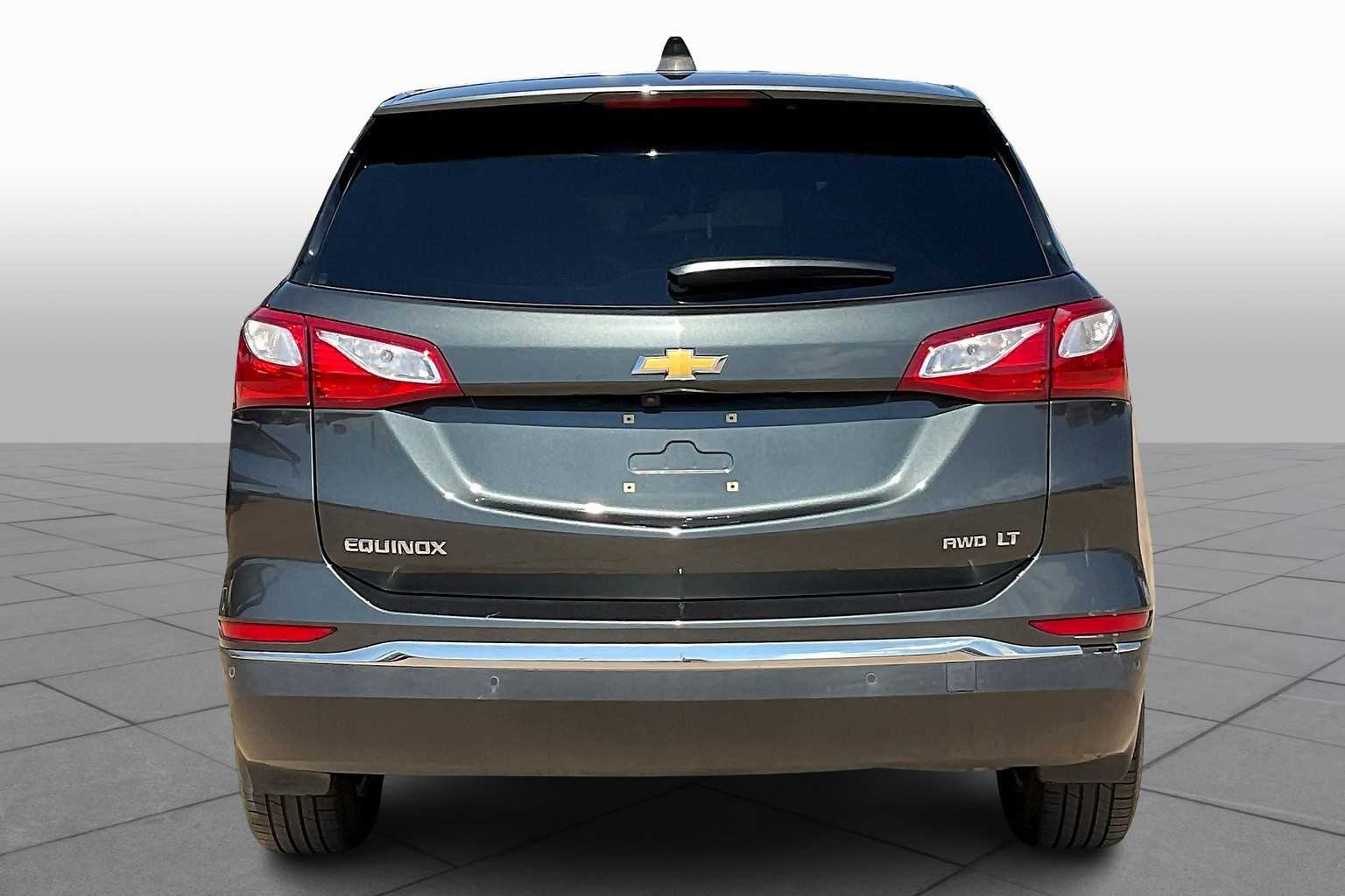 2018 Chevrolet Equinox LT photo 4