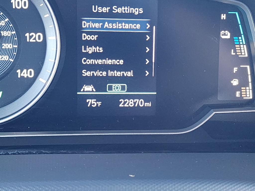 2021 Hyundai Ioniq Plug-In Hybrid SE photo 6