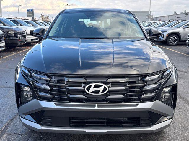 2026 Hyundai Tucson SE photo 2
