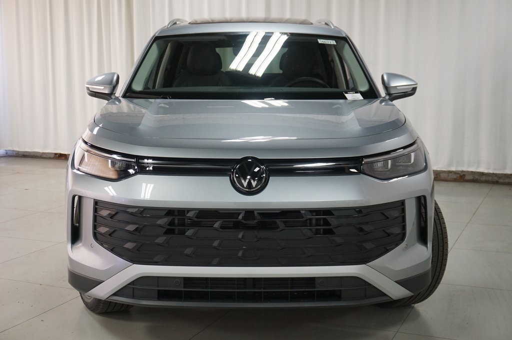 2025 Volkswagen Tiguan SE photo 4