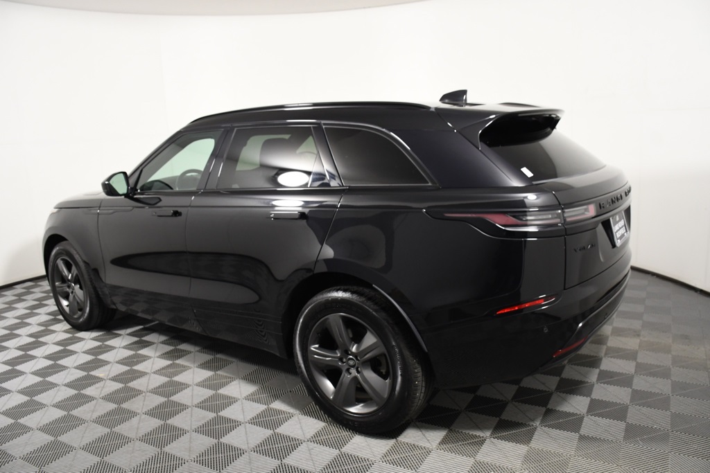 2025 Land Rover Range Rover Velar SE photo 2