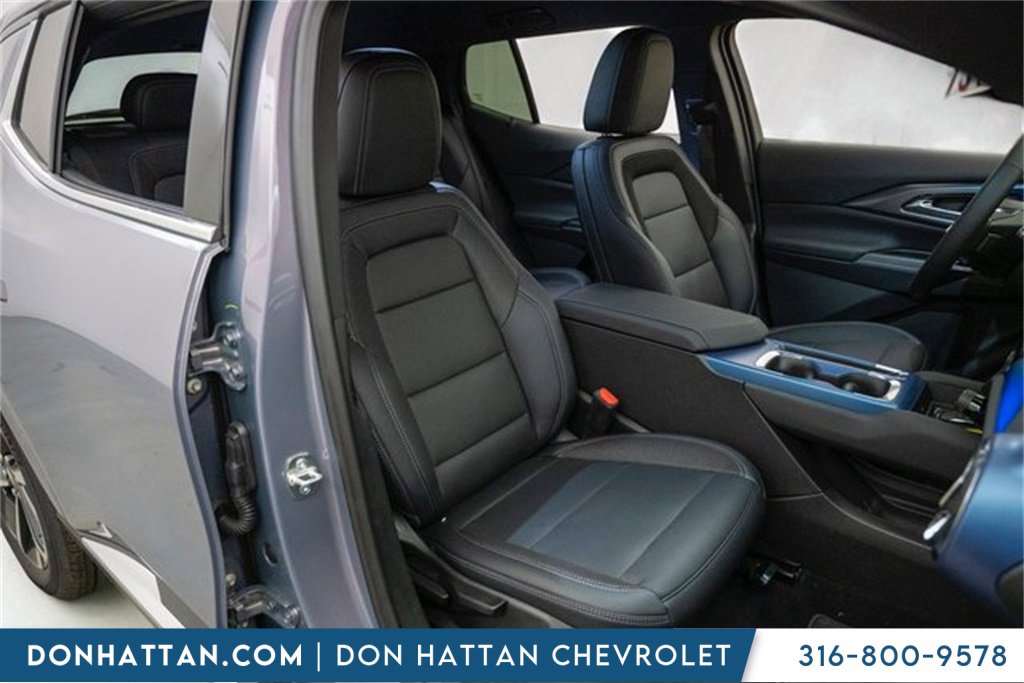2025 Chevrolet Equinox EV 1LT photo 30
