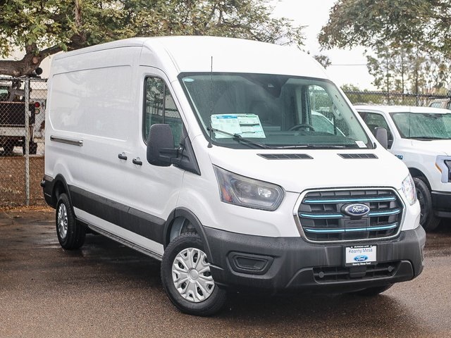 2024 Ford E-Transit Cargo Van Base's photo