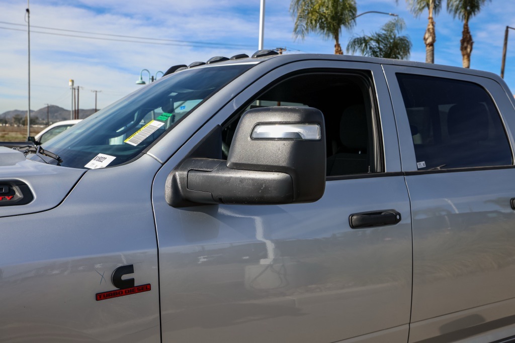 New 2026 Silver-Zynith Exterior Paint RAM Tradesman image 11