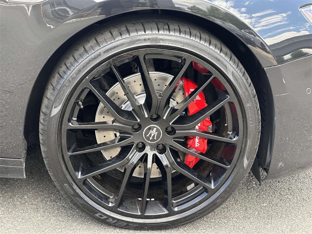 2022 Maserati Ghibli Modena Q4 photo 23