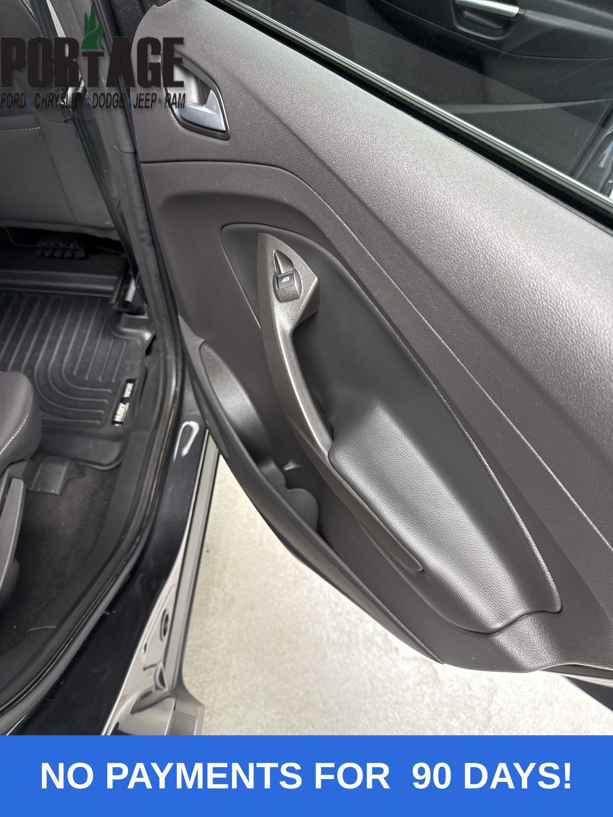 2018 Ford Escape SE photo 31