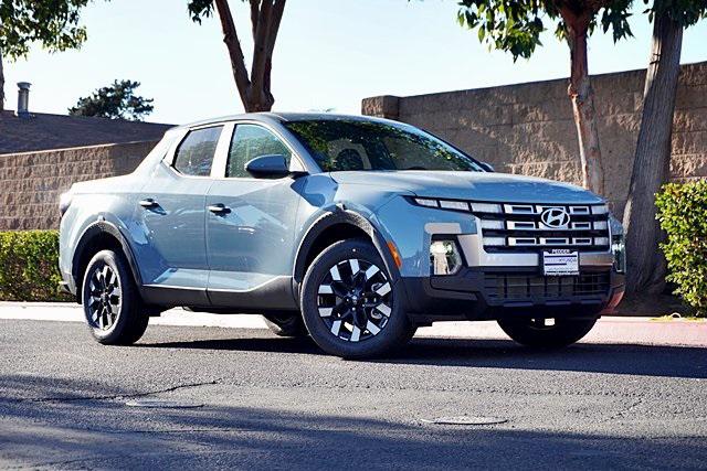 2025 Hyundai Santa Cruz SE photo 2