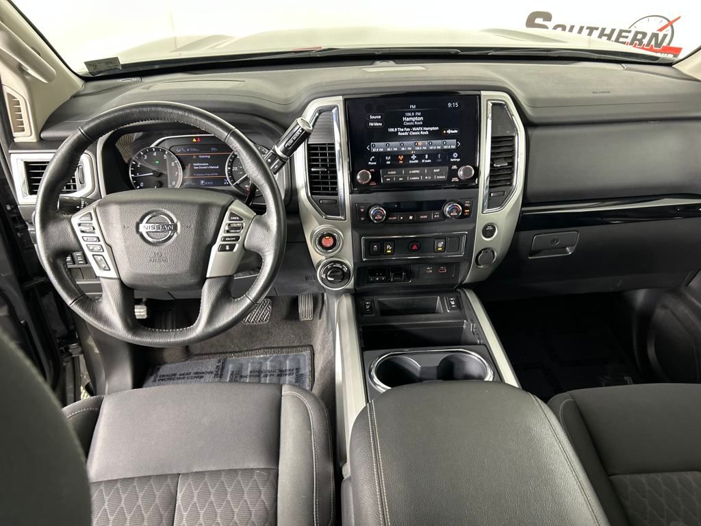 2021 Nissan Titan SV photo 25