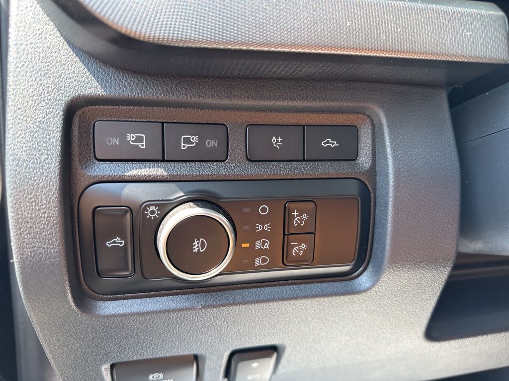 2024 Ford F-350 Platinum photo 15